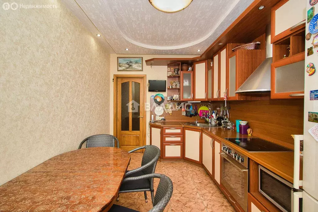 3-комнатная квартира: Владимир, проспект Строителей, 34В (75 м) - Фото 1
