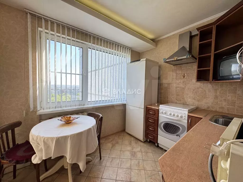 3-к. квартира, 70,8 м, 9/9 эт. - Фото 1