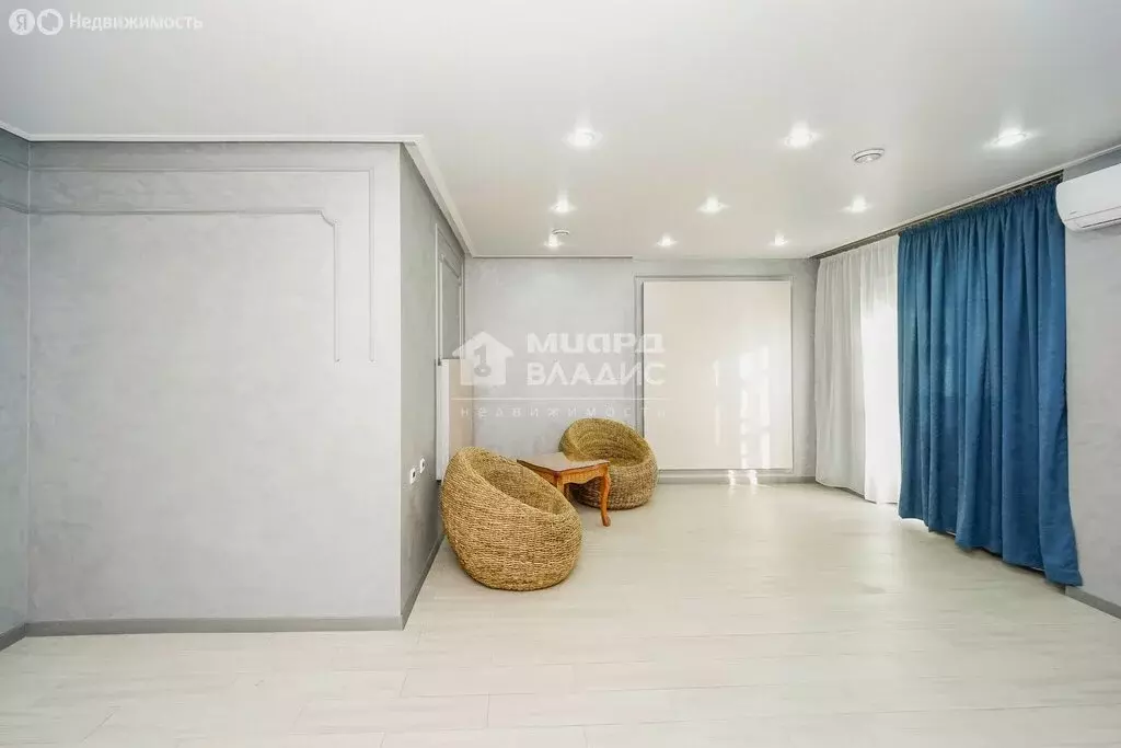 1-комнатная квартира: Омск, улица Конева, 6 (102.7 м) - Фото 1