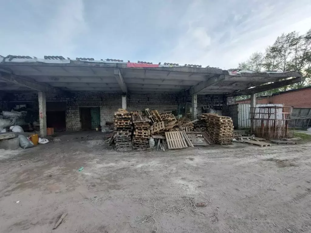 Склад в Свердловская область, Михайловск Нижнесергинский район, ул. ... - Фото 1