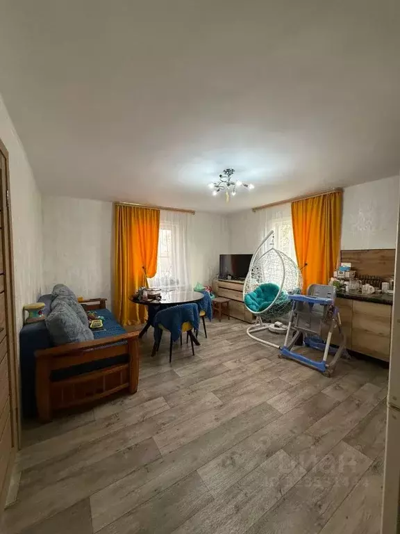 Коттедж в Кемеровская область, Новокузнецк Цветочный пер., 6 (97 м) - Фото 1