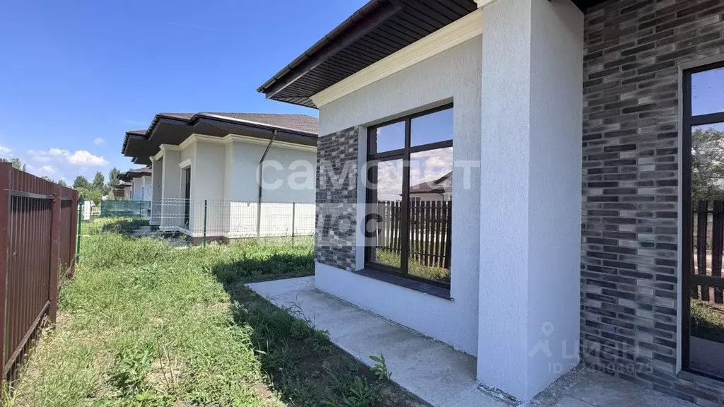 Дом в Волгоградская область, Среднеахтубинский район, Кировское с/пос, ... - Фото 1