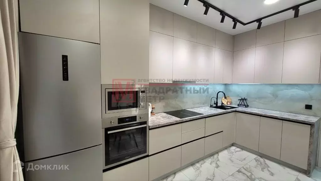 Продаётся 2-к квартира, 67 м - Фото 0