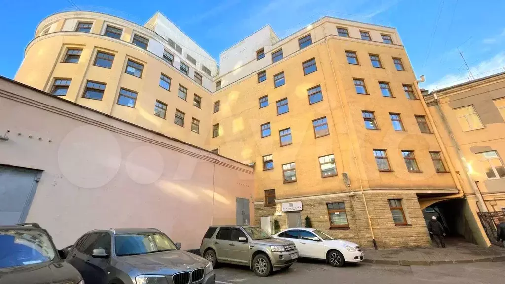 Большой офис у метро. Есть места на парковке - Фото 1