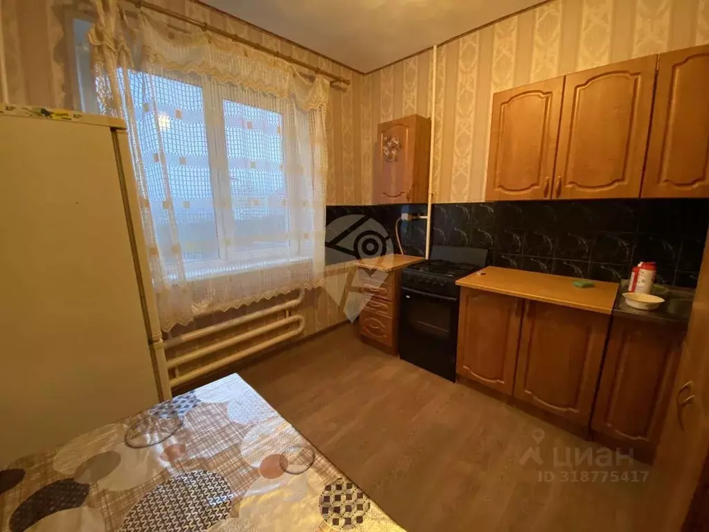 1-к кв. Белгородская область, Старый Оскол ул. Щепкина, 15 (38.4 м) - Фото 0