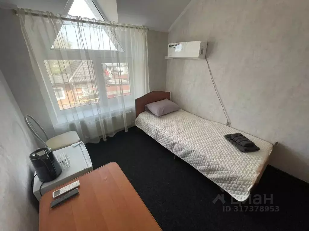 Комната Краснодарский край, Калининская ст-ца ул. Советская, 58А - Фото 1