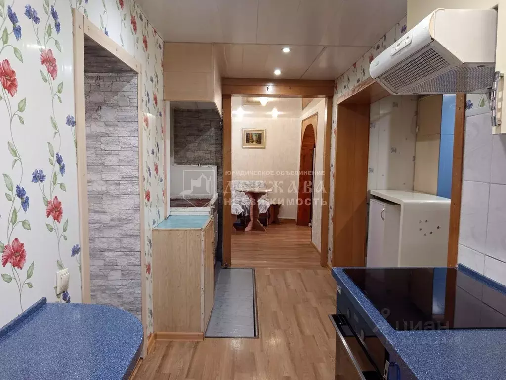 Дом в Кемеровская область, Ленинск-Кузнецкий Садовая ул. (62 м) - Фото 1