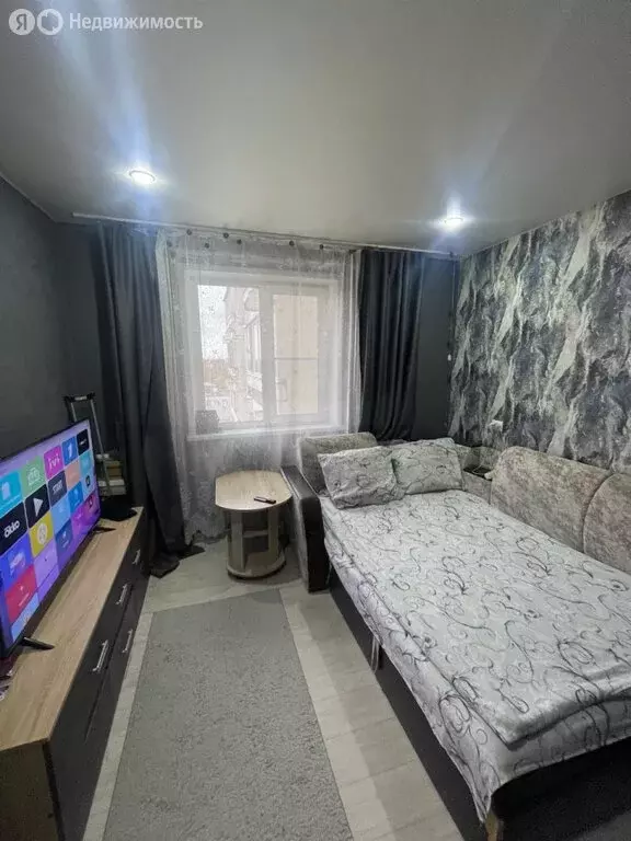 4-комнатная квартира: Екатеринбург, Окружная улица, 8 (77.7 м) - Фото 2