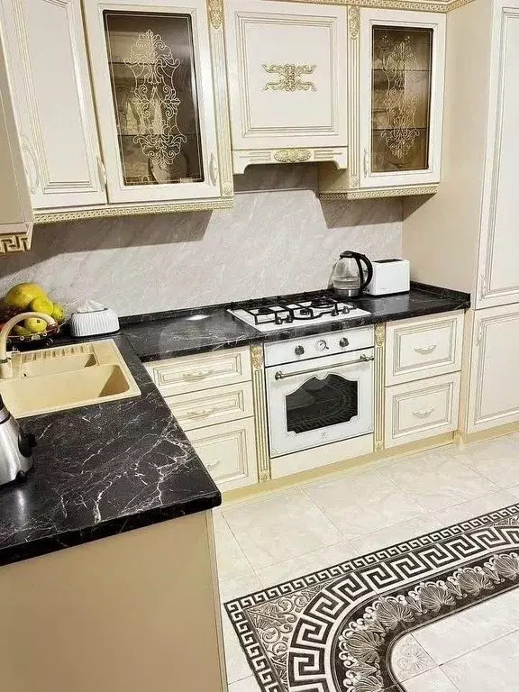 2-к кв. Калужская область, Калуга проезд Тарусский, 14 (75.0 м) - Фото 2