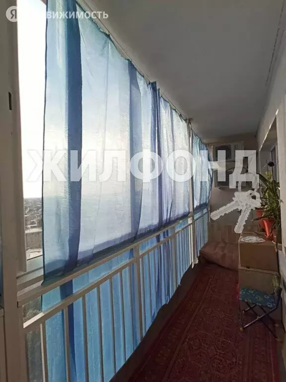 3-комнатная квартира: Новосибирск, улица Ясный Берег, 4 (84 м) - Фото 1