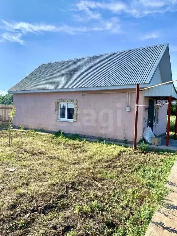 Дом в Оренбургская область, Сакмарский район, с. Архиповка Луговая ... - Фото 0