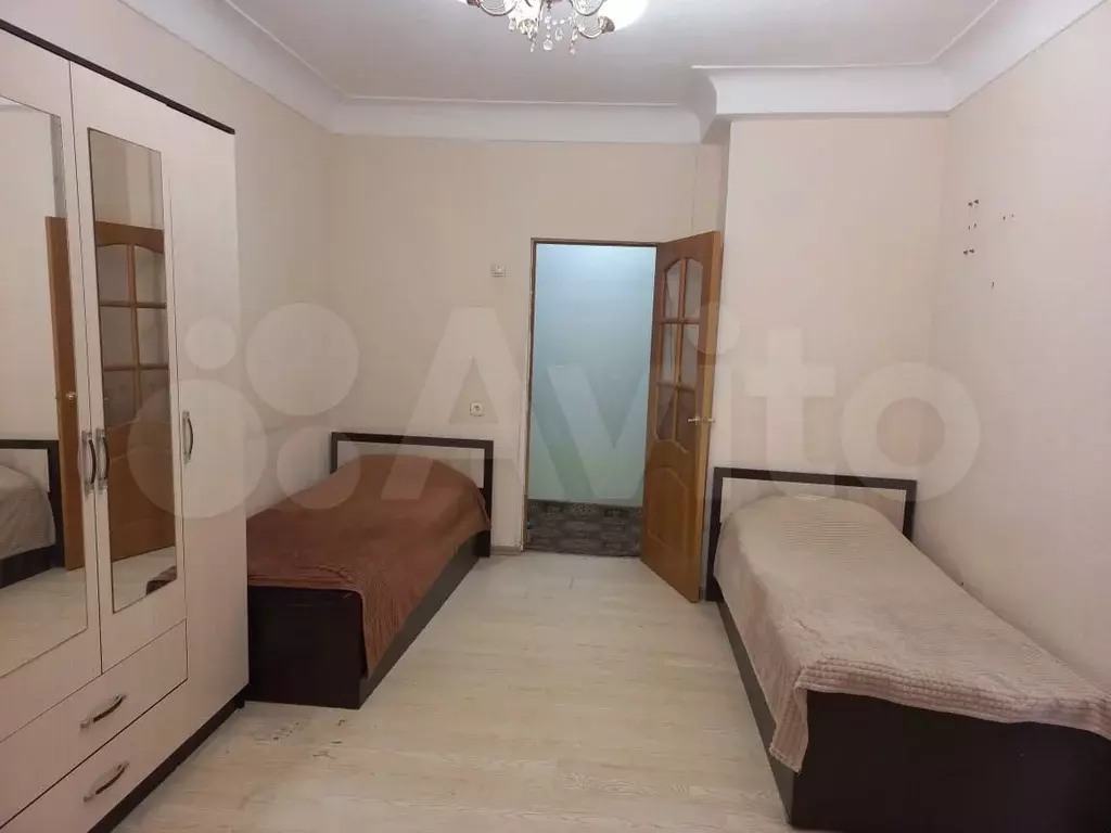 3-к. квартира, 57 м, 1/2 эт. - Фото 0