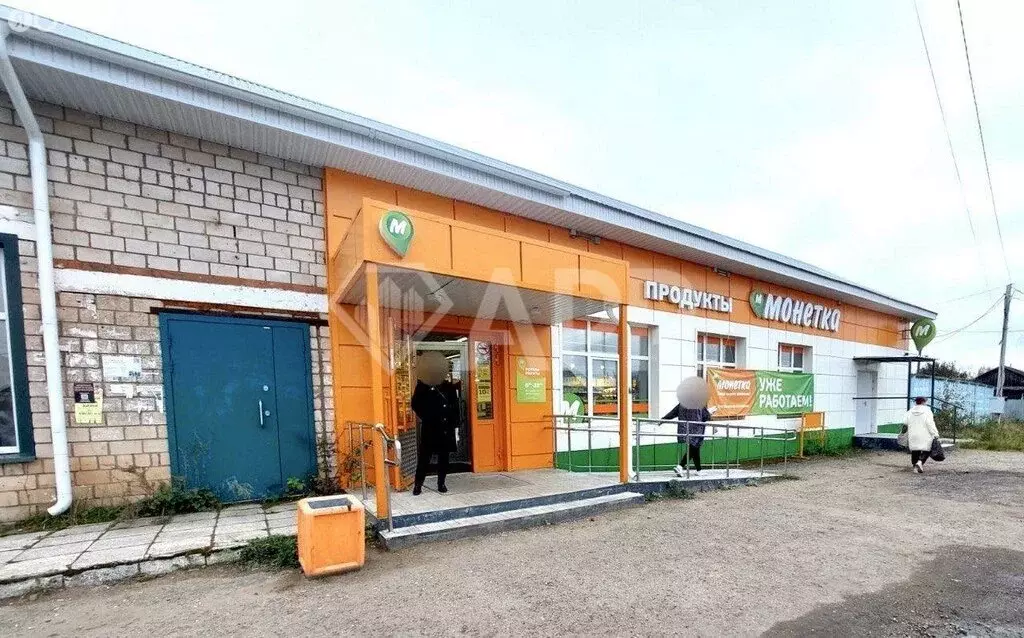 Торговая площадь (330 м) - Фото 1