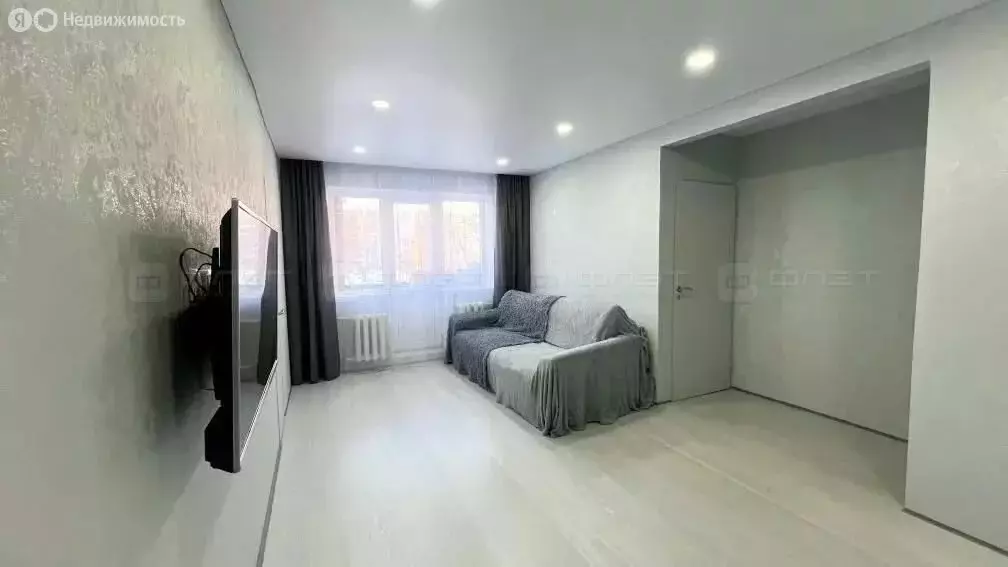 2-комнатная квартира: Казань, улица Дементьева, 35 (46 м) - Фото 1