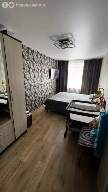 3-комнатная квартира: Бор, улица Чугунова, 7 (63.7 м) - Фото 0