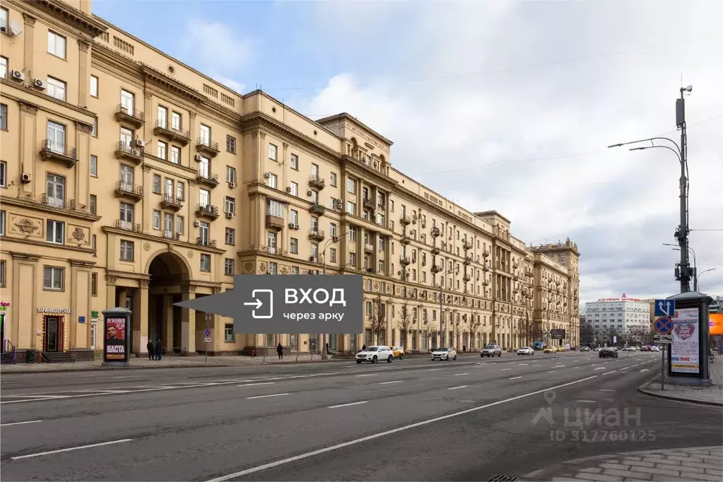 Помещение свободного назначения в Москва Садовая-Черногрязская ул., ... - Фото 0