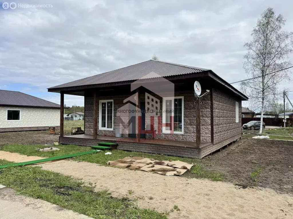 Дом в Конаково, улица Связистов (100 м) - Фото 1