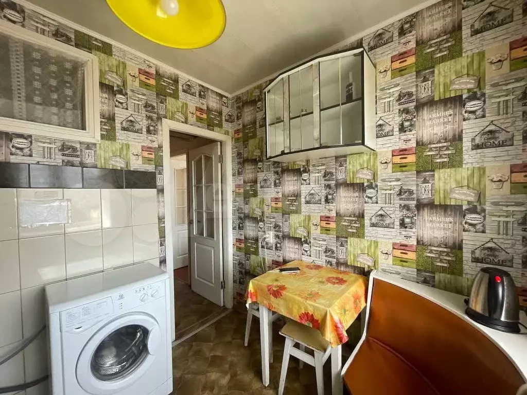 5-к. квартира, 32 м, 5/5 эт. - Фото 0