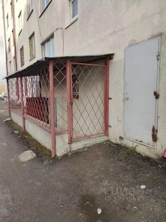 Помещение свободного назначения в Чувашия, Чебоксары просп. Максима ... - Фото 1