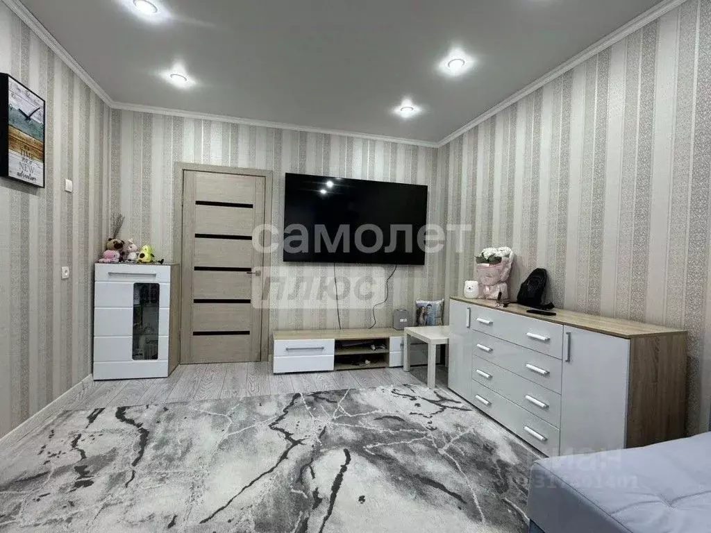 1-к кв. Белгородская область, Старый Оскол Королева мкр,  (39.3 м) - Фото 1