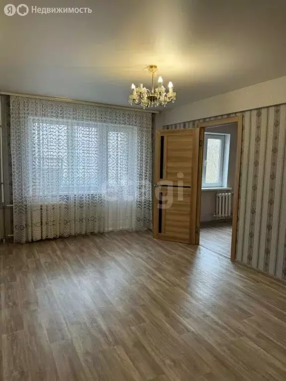 2-комнатная квартира: Омск, улица Химиков, 50 (46 м) - Фото 1