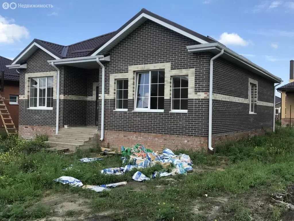 Дом в Ростов-на-Дону, улица Петренко (130 м) - Фото 0