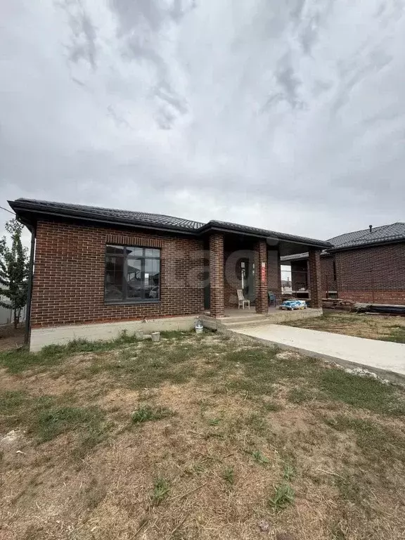 Дом в Ростовская область, Аксайский район, Большелогское с/пос, пос. ... - Фото 1