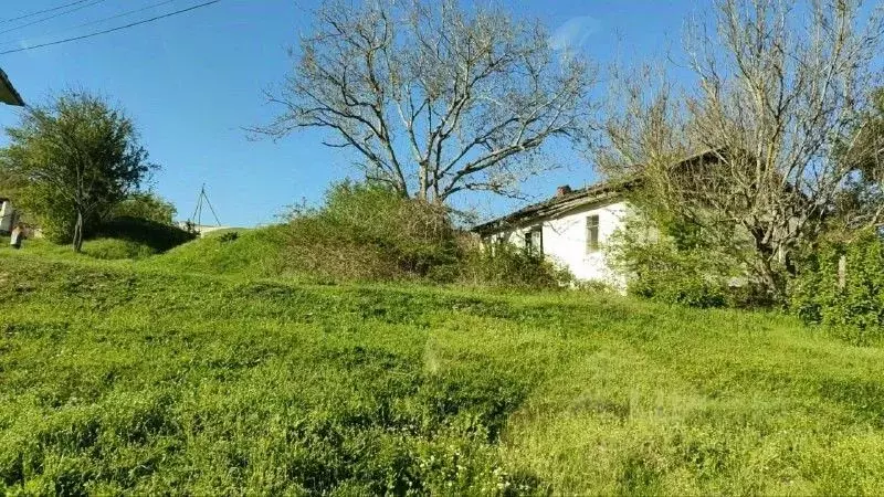 Дом в Крым, Бахчисарайский район, Голубинское с/пос, с. Путиловка ул. ... - Фото 1