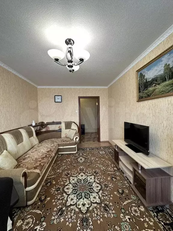 2-к. квартира, 50 м, 5/9 эт. - Фото 1