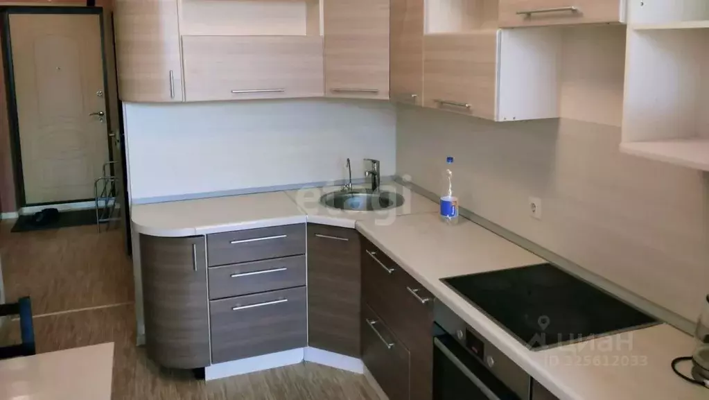 1-к кв. Тюменская область, Тюмень ул. Чернышевского, 2а (40.0 м) - Фото 1