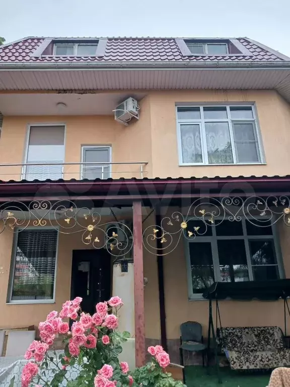 Дом 180 м на участке 4 сот. - Фото 0
