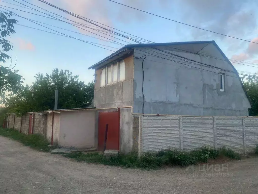 Дом в Крым, Симферопольский район, Перовское с/пос, с. Украинка ул. ... - Фото 2