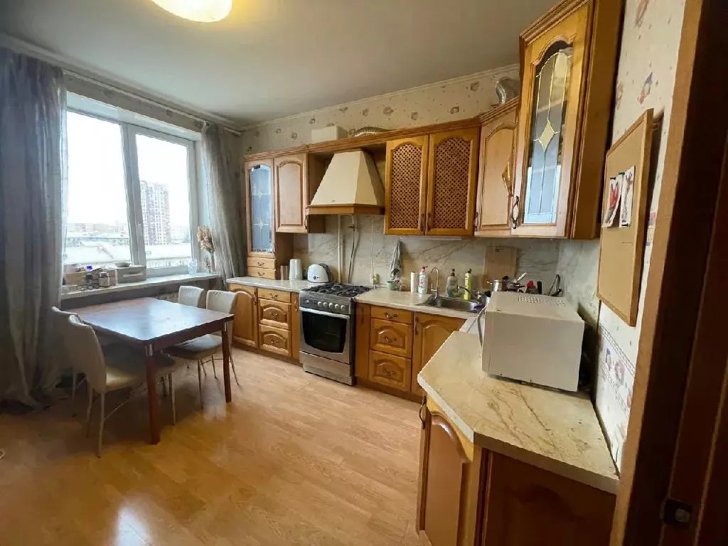 Продается 3-комнатная квартира - Фото 1