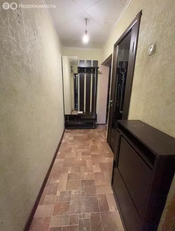 3-комнатная квартира: Шолоховский, Шахтёрская улица, 11 (56.2 м) - Фото 2