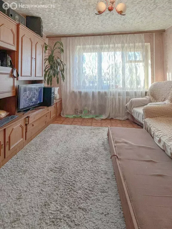 1-комнатная квартира: Балаково, улица Комарова, 144 (31 м) - Фото 0