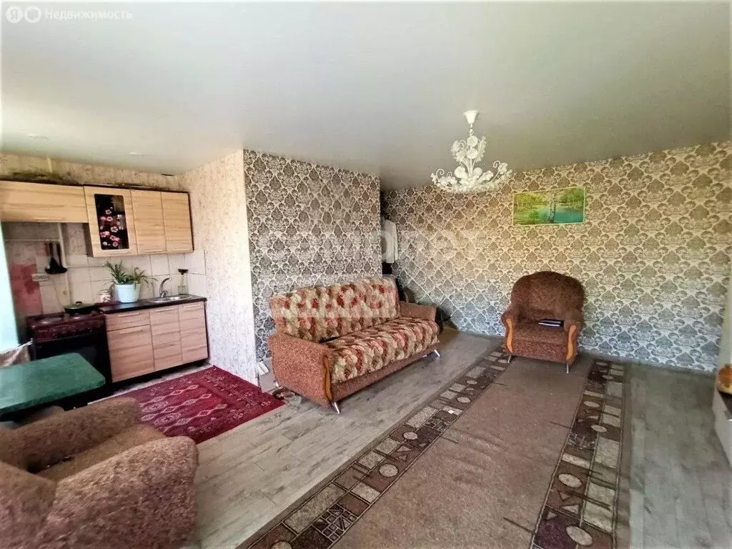 3-комнатная квартира: Бийск, улица Льнокомбинат, 15В (54.1 м) - Фото 1