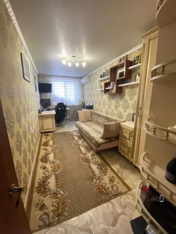2-к. квартира, 43 м, 5/5 эт. - Фото 0