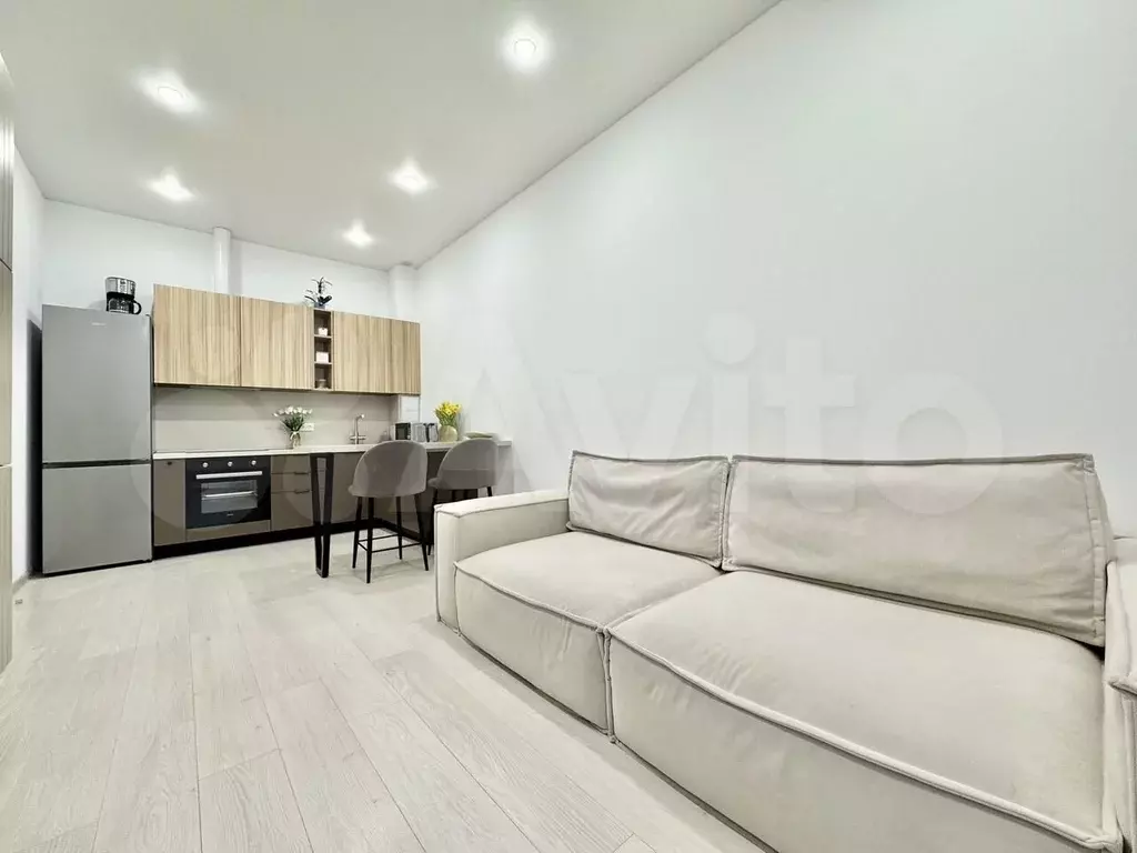 1-к. квартира, 40 м, 1/10 эт. - Фото 0