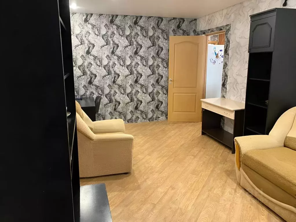 3-к кв. Татарстан, Альметьевск ул. Гафиатуллина, 18 (60.0 м) - Фото 1