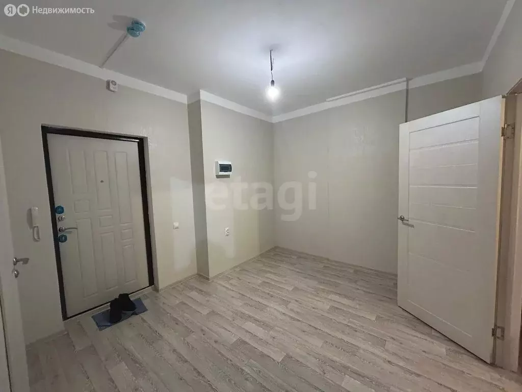 1-комнатная квартира: Якутск, улица Александра Захарченко, 11 (48.8 м) - Фото 2