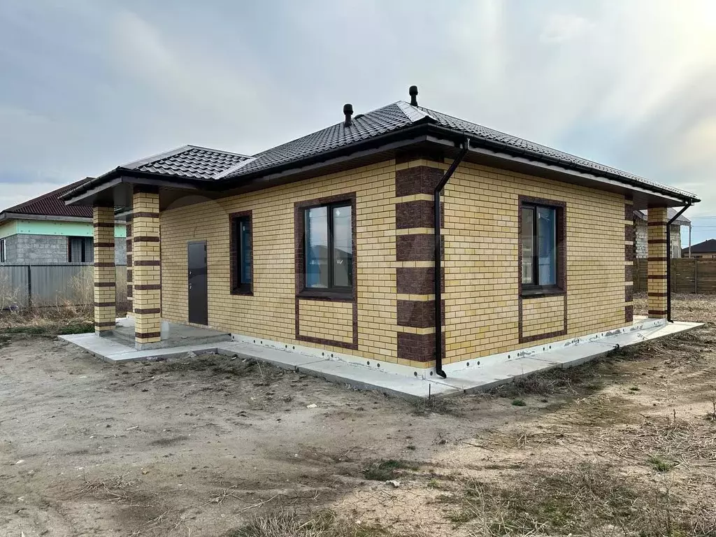 Дом 100 м на участке 8 сот. - Фото 1