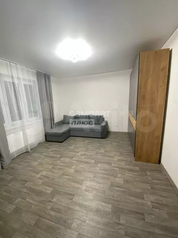 1-к. квартира, 40 м, 7/9 эт. - Фото 1