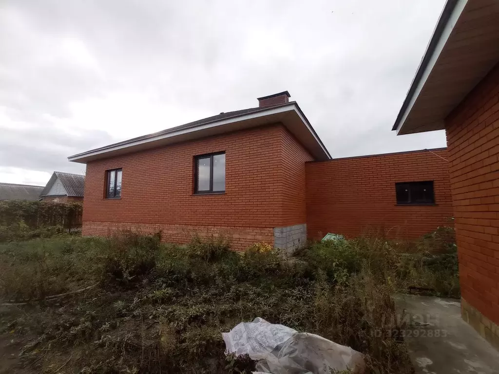 Дом в Волгоградская область, Михайловка 2-й мкр, ул. Степана Разина ... - Фото 2