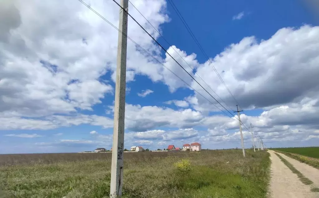 Участок в Крым, Бахчисарайский район, Песчановское с/пос, с. Береговое ... - Фото 0
