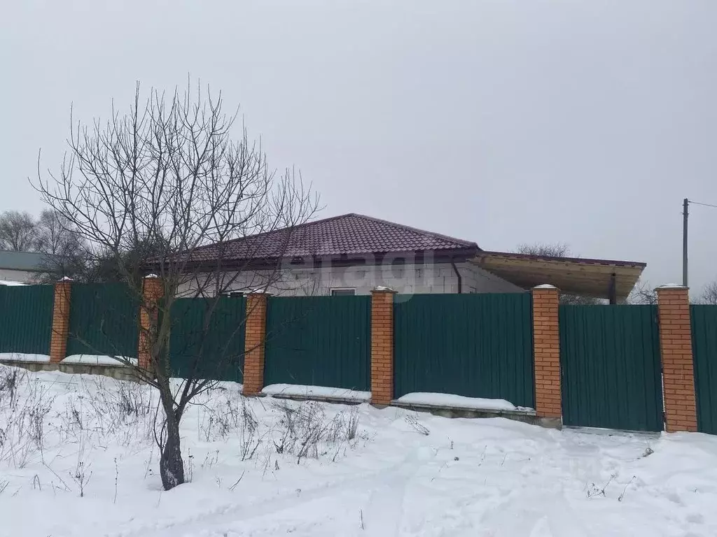 Дом в Калужская область, Малоярославецкий район, Маклино с/пос, д. ... - Фото 2