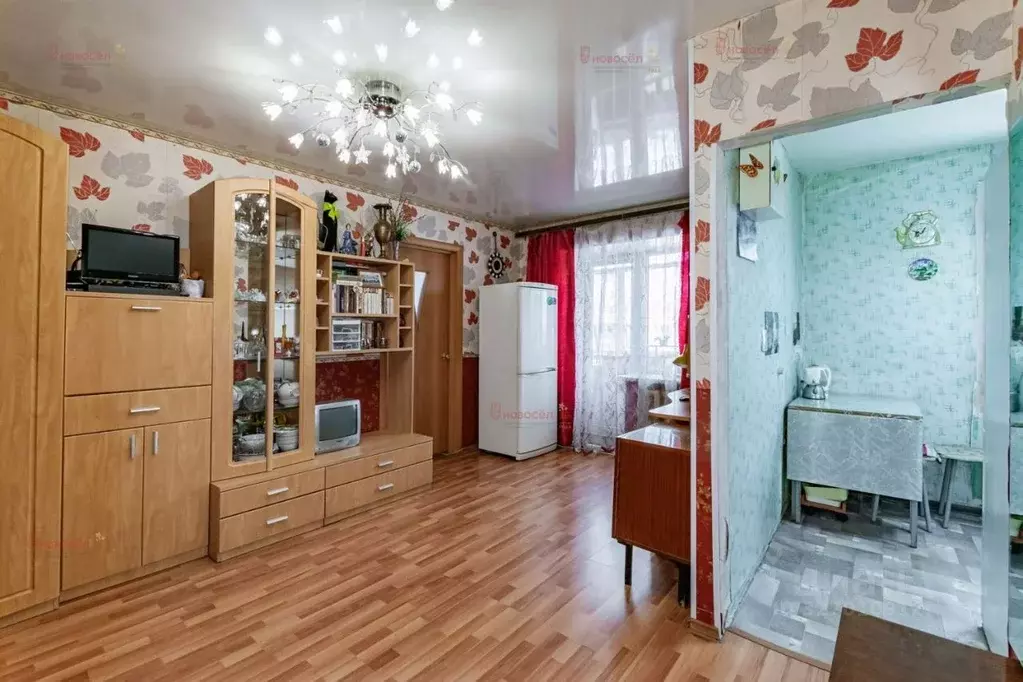 2-к кв. Свердловская область, Екатеринбург ул. Белоярская, 19 (40.5 м) - Фото 2