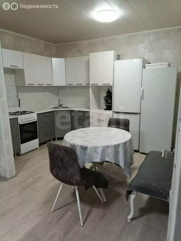 Дом в Заинск, улица Газинура (79 м) - Фото 1