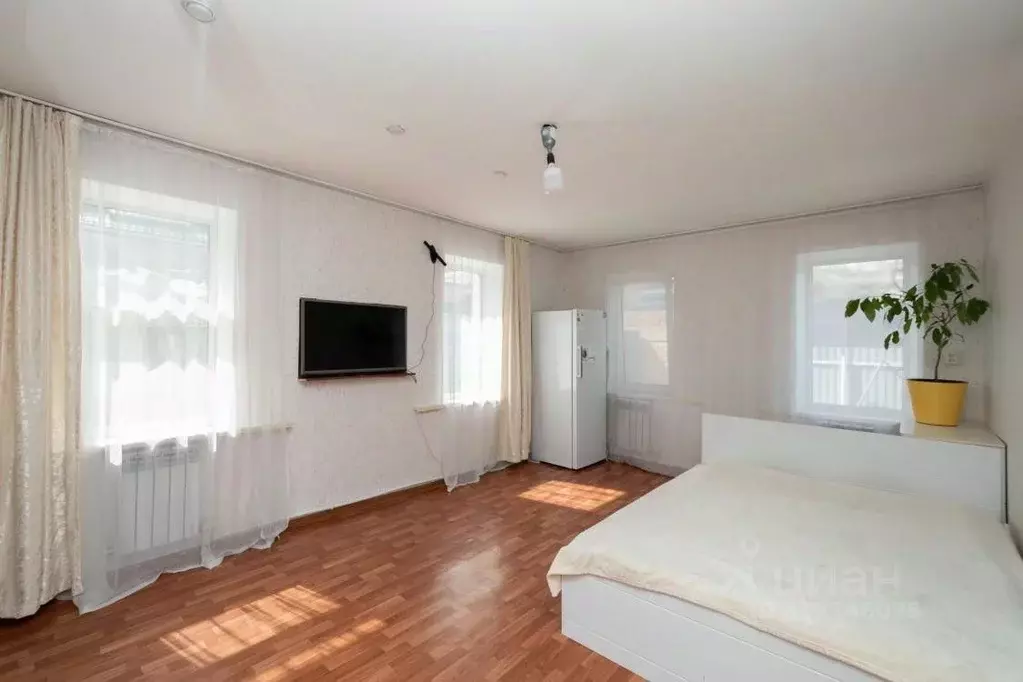 Дом в Иркутская область, Иркутск ул. Рылеева, 33 (34 м) - Фото 1