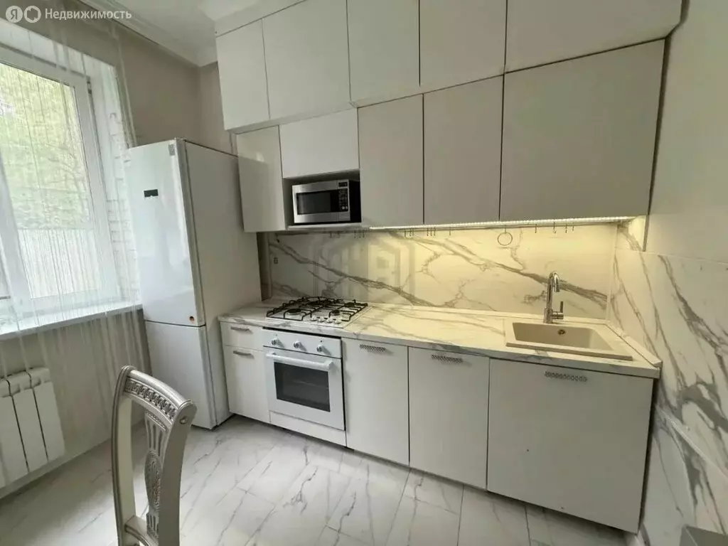 3-комнатная квартира: Москва, улица Винокурова, 5/6к3 (80 м) - Фото 1