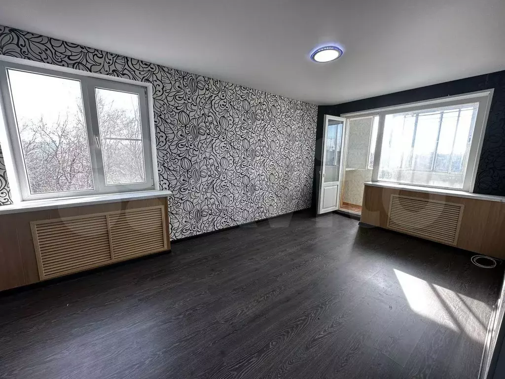 1-к. квартира, 30 м, 5/5 эт. - Фото 1